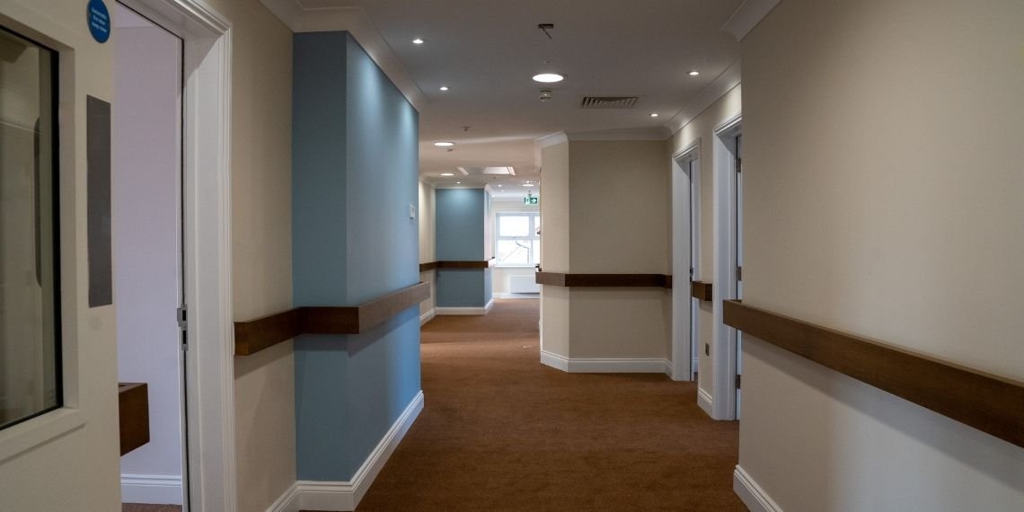 Care_home_contract_decorating_1