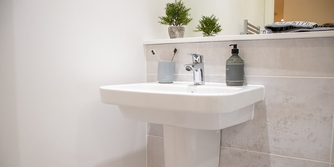 Decorating contractors Southampton