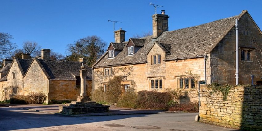 Listed property in the cotswolds